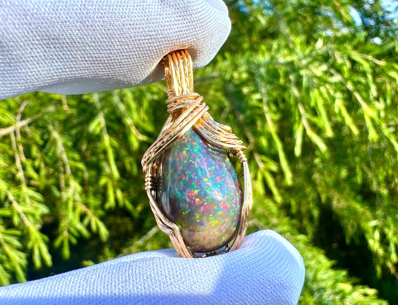 26Ct Schwarzer Highquality Opal, 14 Karat Unikat Gold Anhänger Mit Schwarzen Welo Opal 26Ct Schwarzer Highquality Opal, 14 Karat Unikat Gold Anhänger Mit Schwarzen Welo Opal von nAturaIArT