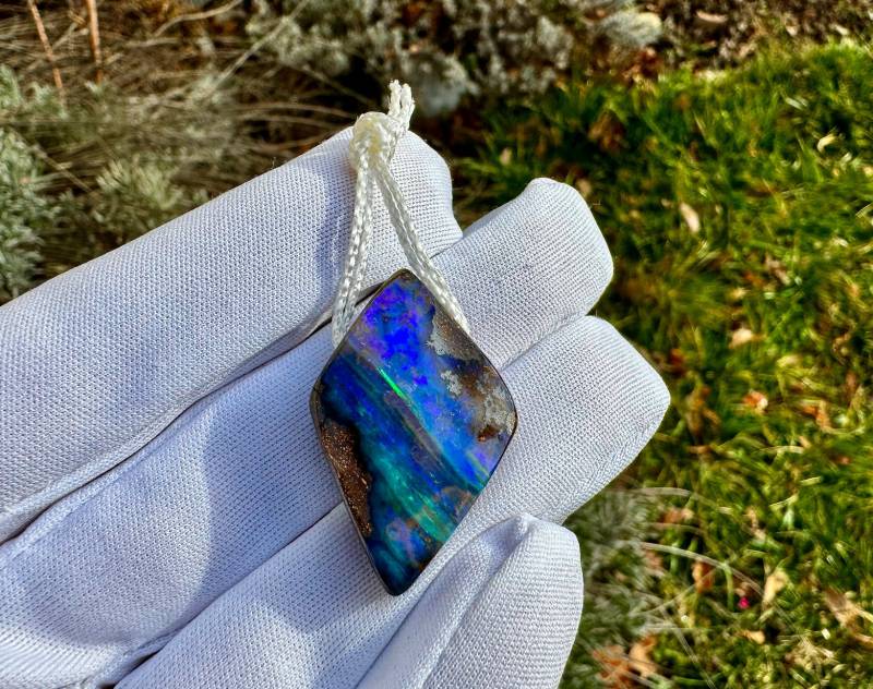 49Ct Highquality Lightning Ridge Opal Anhänger Cosmic.blue | Seitlich Gebohrt von nAturaIArT