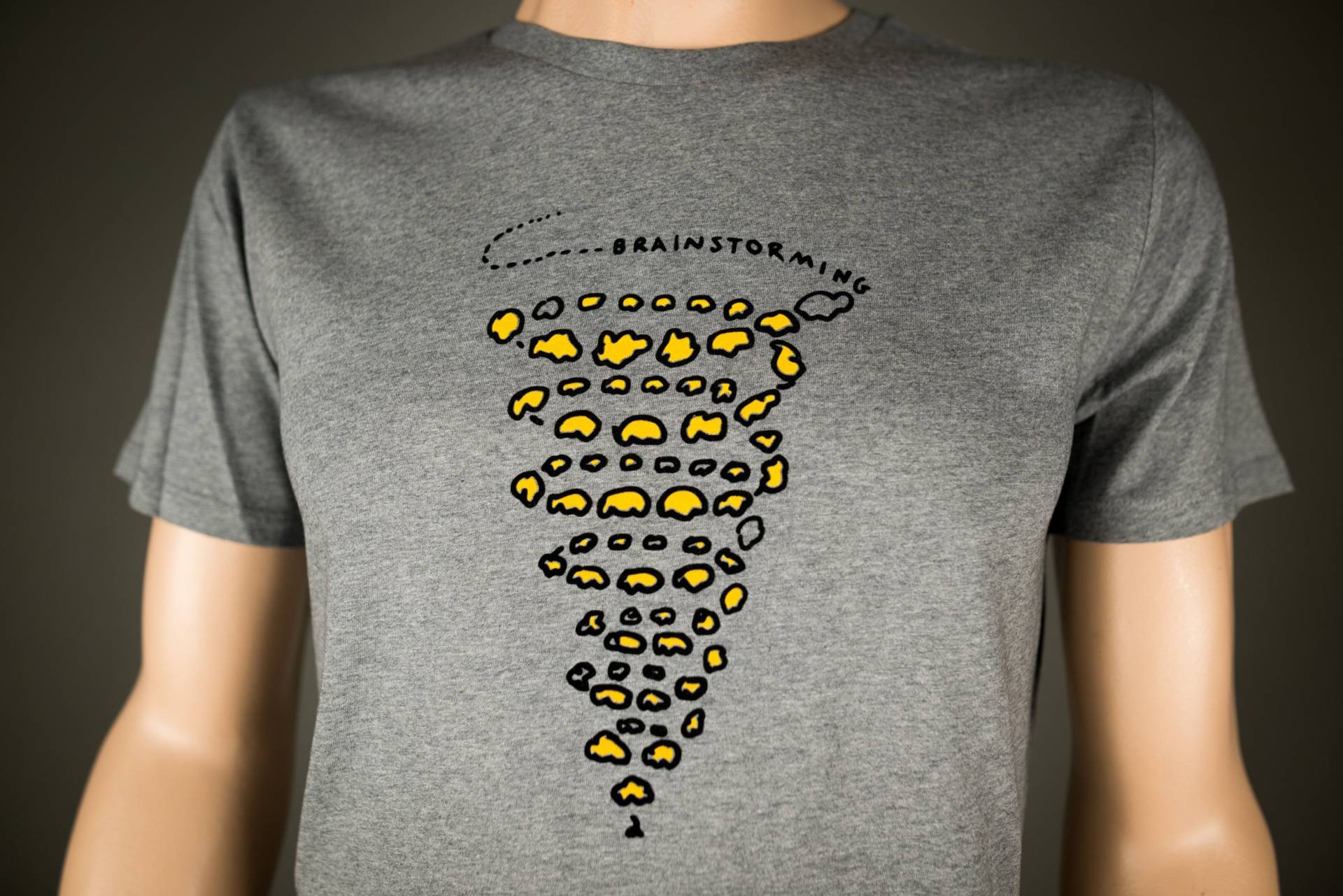 Brainstorming Männer T-Shirt Aus Biobaumwolle Bio Shirt in Grau Meliert Mit Motiv Flock Gehirn Sturm T-Shirt Für Nerds + Studenten von naaknaak