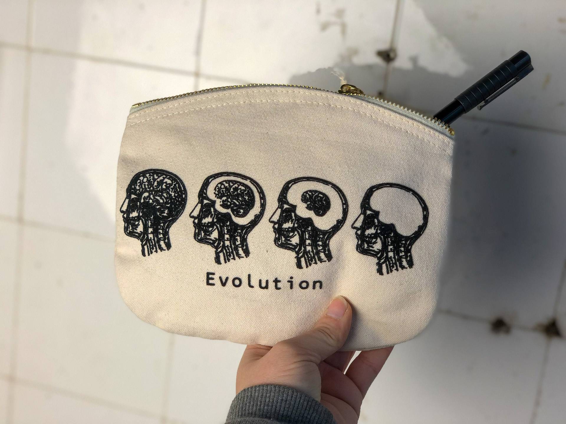 Evolution Kosmetiktasche, Schminktasche, Stiftemäppchen, Makeup Etui Mit Reissverschluss in Beige Natur Aus Biobaumwolle von naaknaak