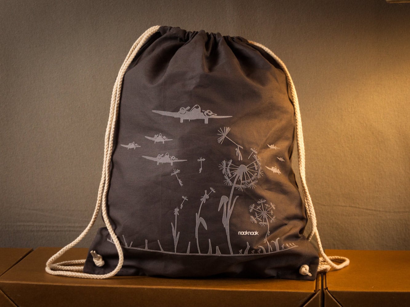 Pusteblume Turnbeutel/Rucksack Mit Motiv Aus Flock in Grau - Für's Festival Als Einkaufstasche Oder Für Den Sport Gymsac von naaknaak