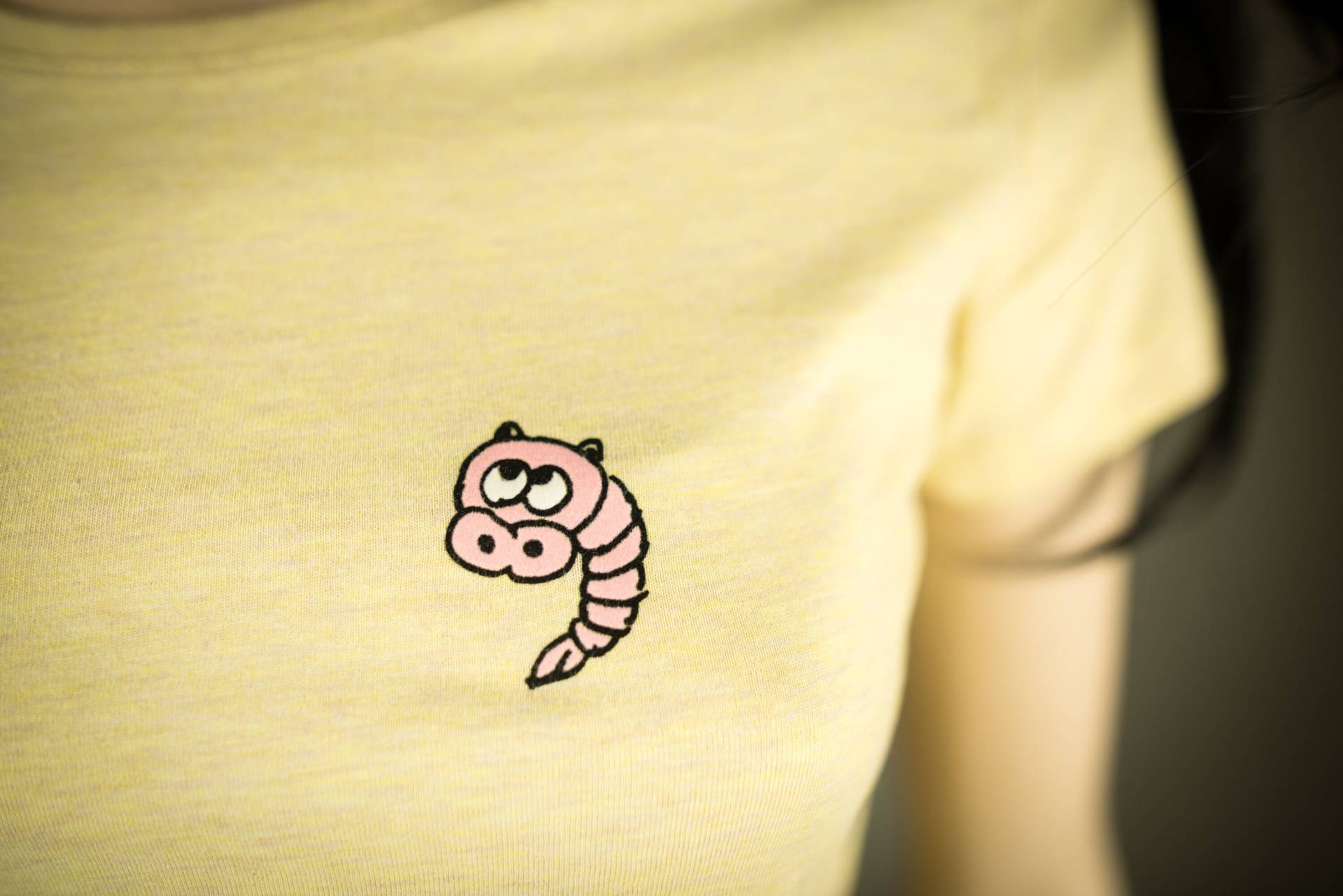 T-Shirt Für Frauen Mit Schweineshrimp, Schwein Lustiges Motiv Bio Shirt, Fair Flauschiges Aus Flock Shirtfarbe Gelb + Weitere Farben von naaknaak