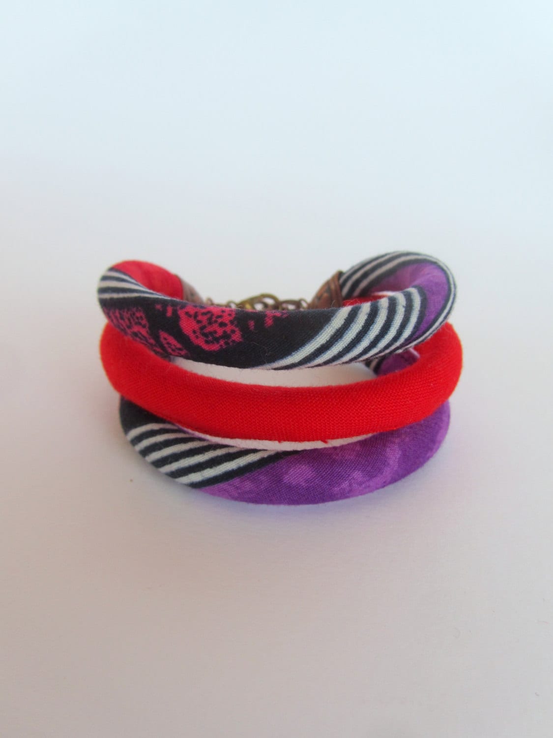 Red African Print Fabric Cuff Armband - 19, 5 cm Red African Print Fabric Cuff Armband - 19, 5 cm von nad205