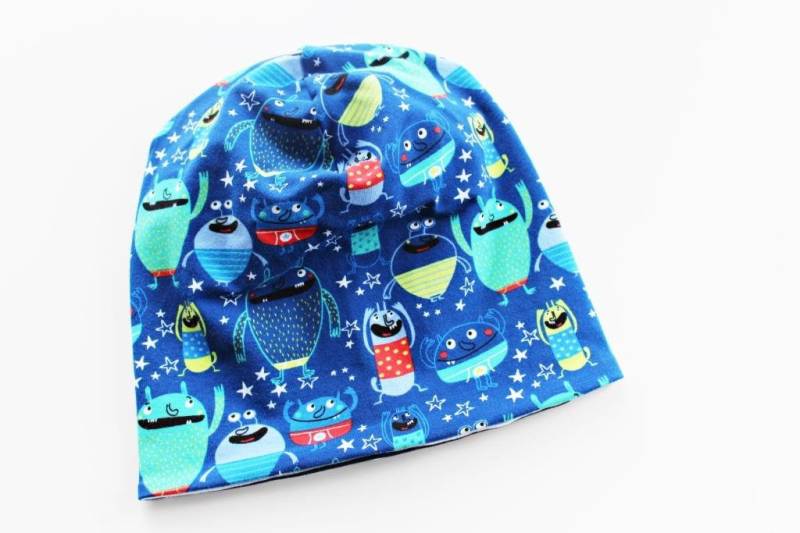 Beanie "Monster' Mittelblau Kinder Wendebeanie Größe Wählbar von nadelspinnereiwerk