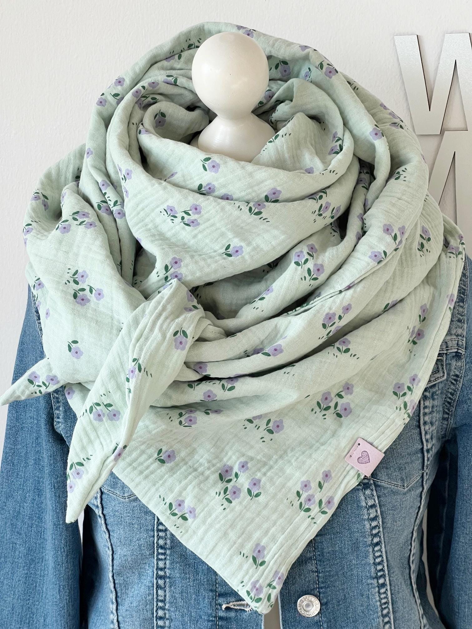 xxl Musselin Tuch "Flowers' Erwachsene Dreieckstuch Doppellagig Halstuch Mint von nadelspinnereiwerk