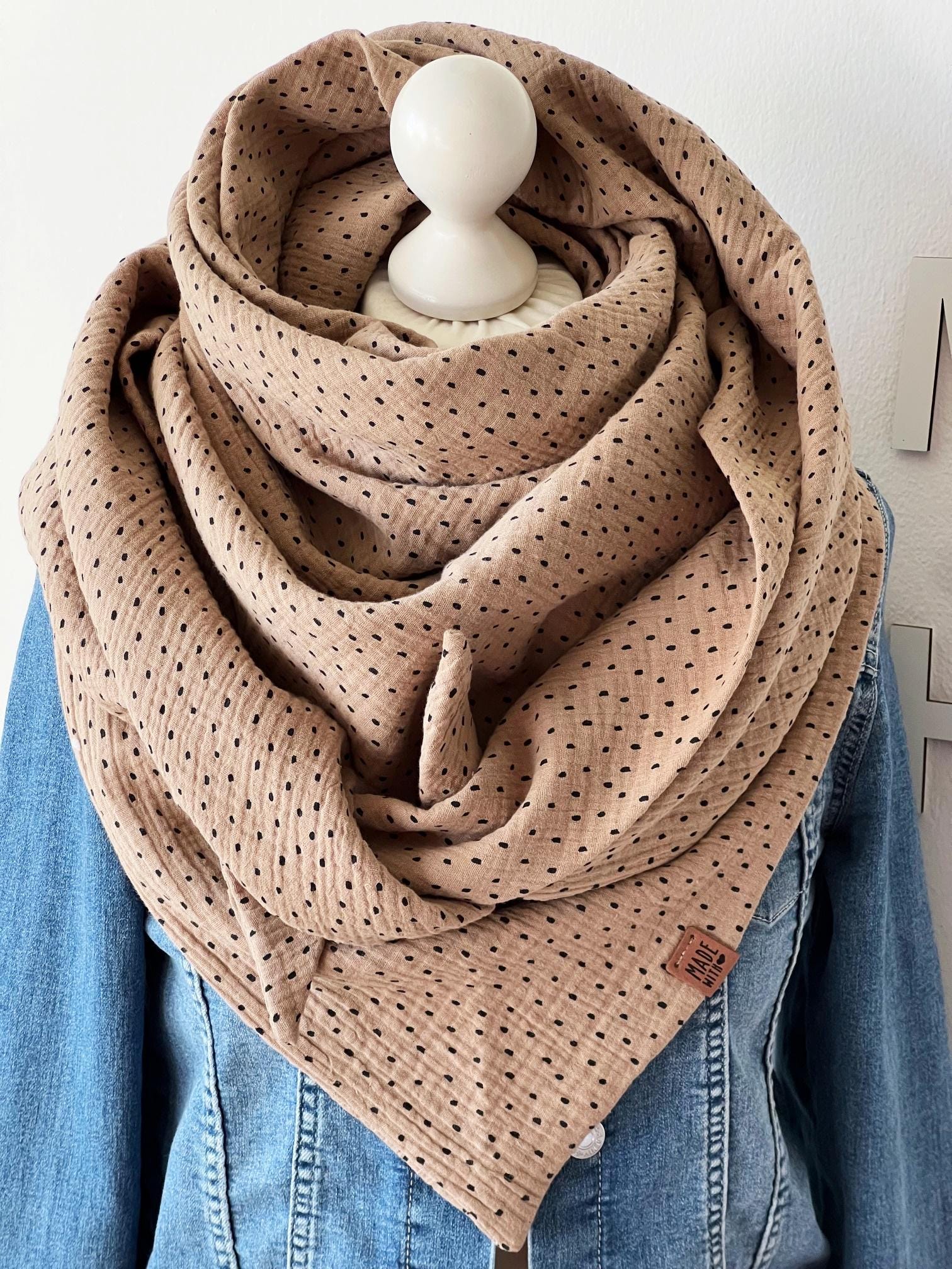 xxl Musselin Tuch "Shapes' Erwachsene Dreieckstuch Doppellagig Halstuch Taupe xxl Musselin Tuch "Shapes' Erwachsene Dreieckstuch Doppellagig Halstuch Taupe von nadelspinnereiwerk