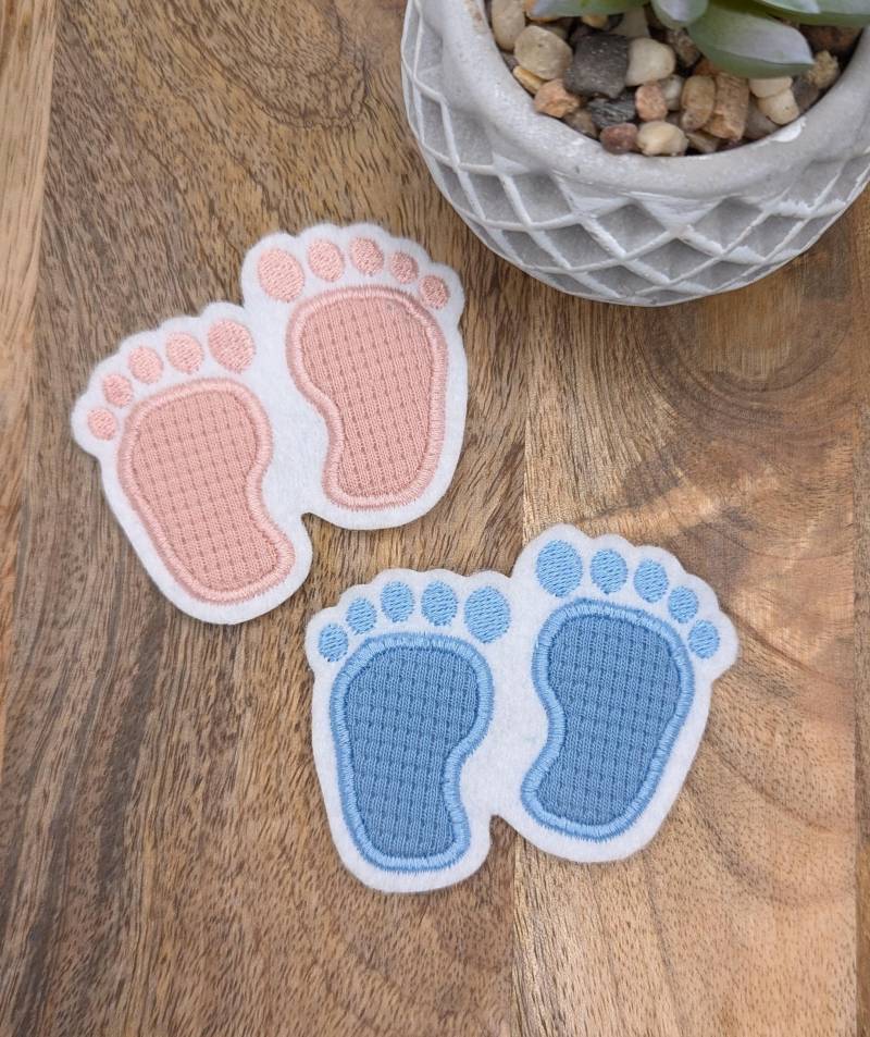 Patch/Applikation/Aufnäher/Bügelbild - Babyfüße, Babyfuß Babyparty, Geburt Patch/Applikation/Aufnäher/Bügelbild - Babyfüße, Babyfuß Babyparty, Geburt von nadelunikat