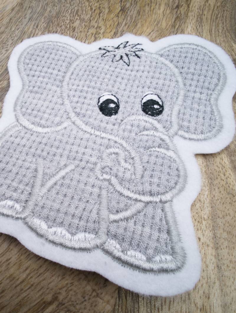 Patch/Applikation/Aufnäher/Bügelbild - Elefant Grau von nadelunikat