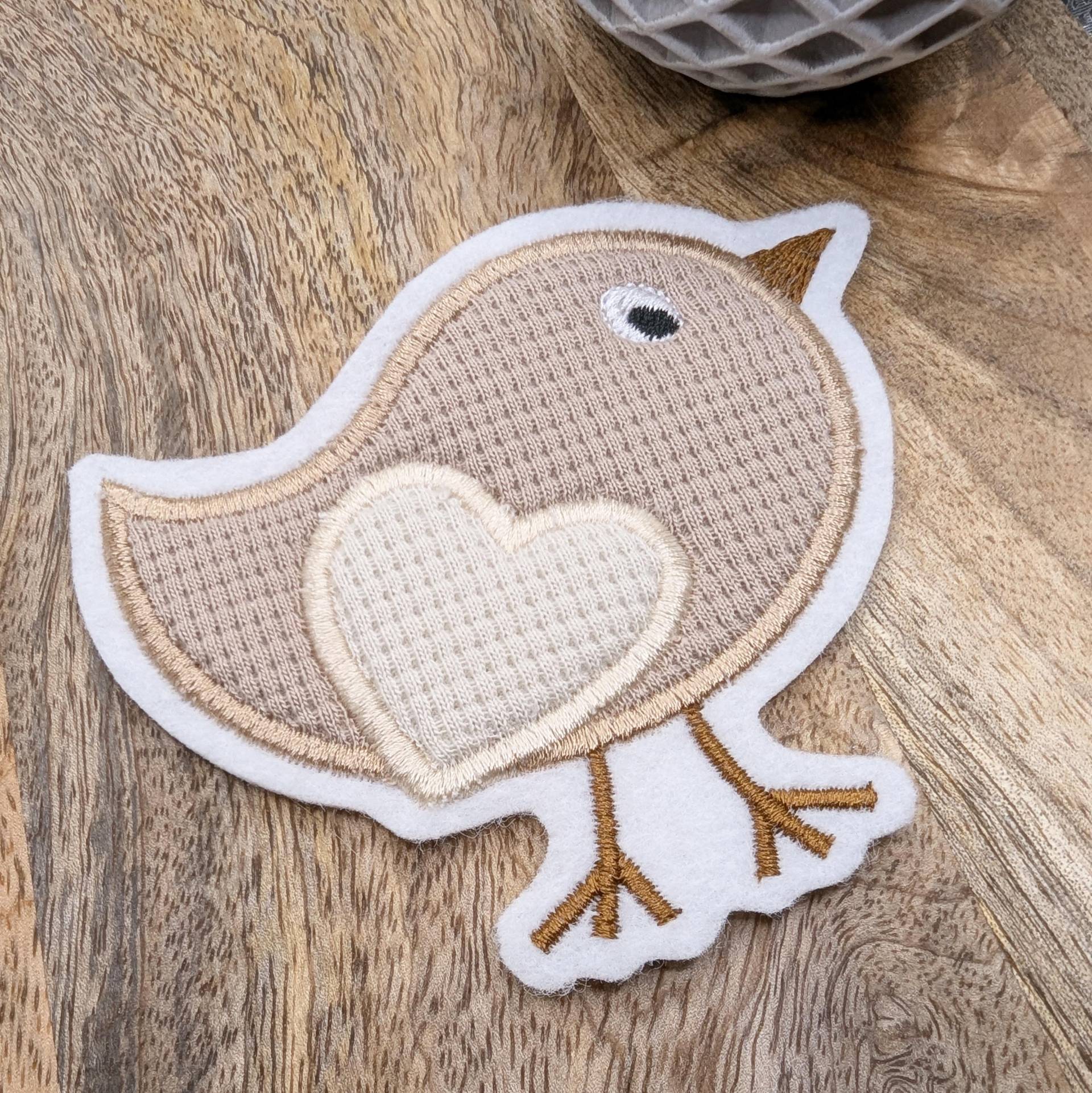 Patch/Applikation/Aufnäher/Bügelbild - Spatz/Vogel/Vögelchen Beige, Creme, Natur von nadelunikat