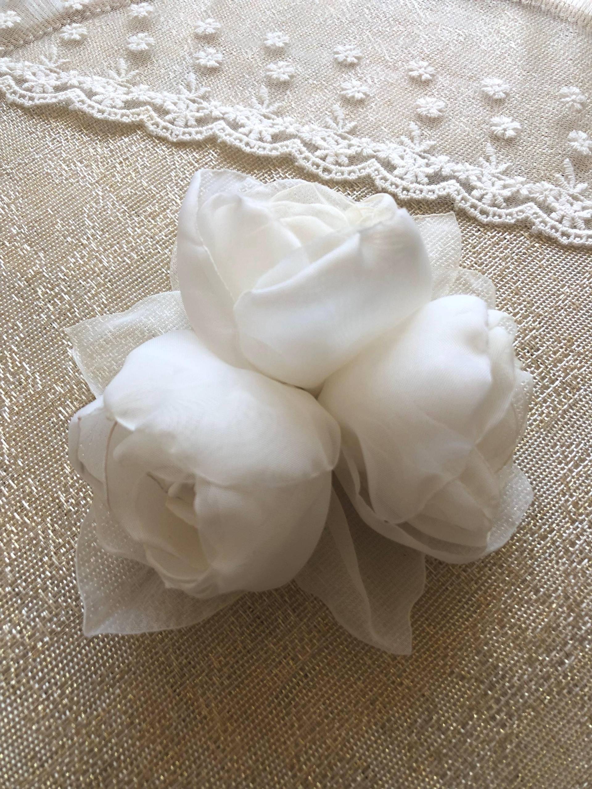 Elfenbein Organza Blumen-Brosche Accessoire Zum Brautkleid | 11 cm von nadezdaflowers