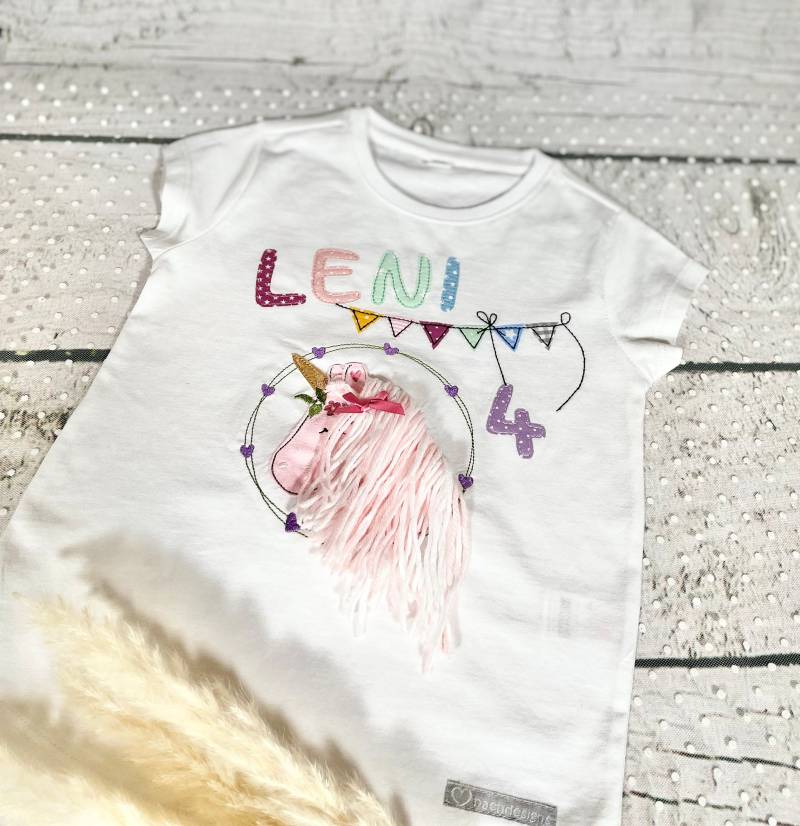 Mädchen Geburtstagsshirt Mit Flauschigem Einhorn von naehdesigns