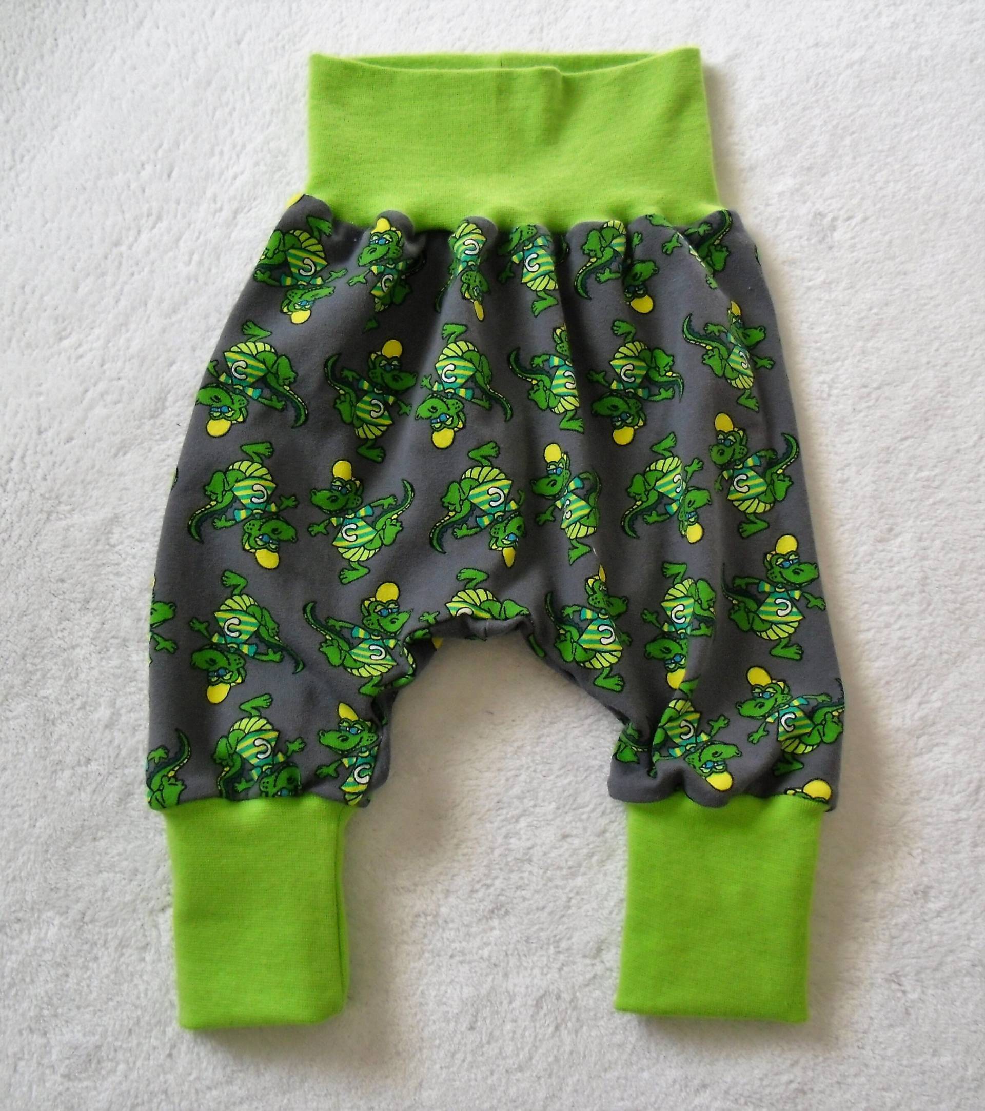 Baby Pumphose/Gr. 50/56 von naehkoerbchen