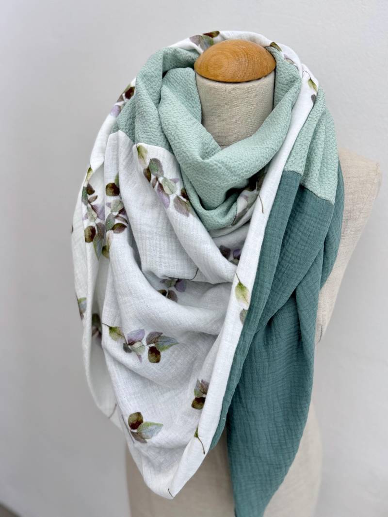Dreieckstuch Xxl Wickelschal Loopschal Musselintuch Schal Halstuch Stola Sommertuch Gauze Mint Schilf Salbei Grün Blätter Eukalyptus von naehkombinat