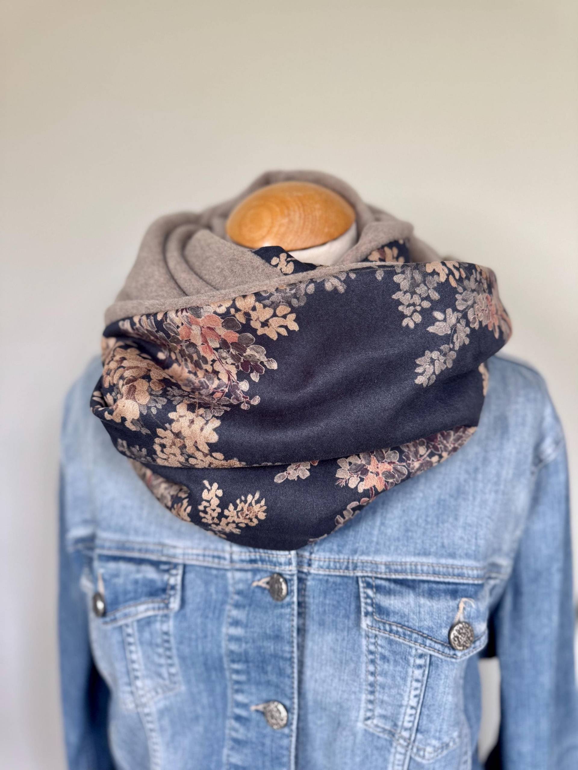 Loopschal Wickelschal Schlauchschal Jersey Blau Vintage Rosa Bewige Pastell Blumen Fleece Winterschal von naehkombinat