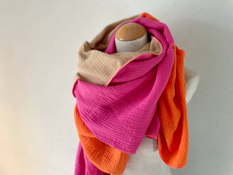 Musselintuch Xxl Wickelschal Dreieck Loopschal Pink Fuchsia Neon Orange Rost Rosa Gelb Baumwolle Schal Stola Sommertuch Dreieckstuch von naehkombinat