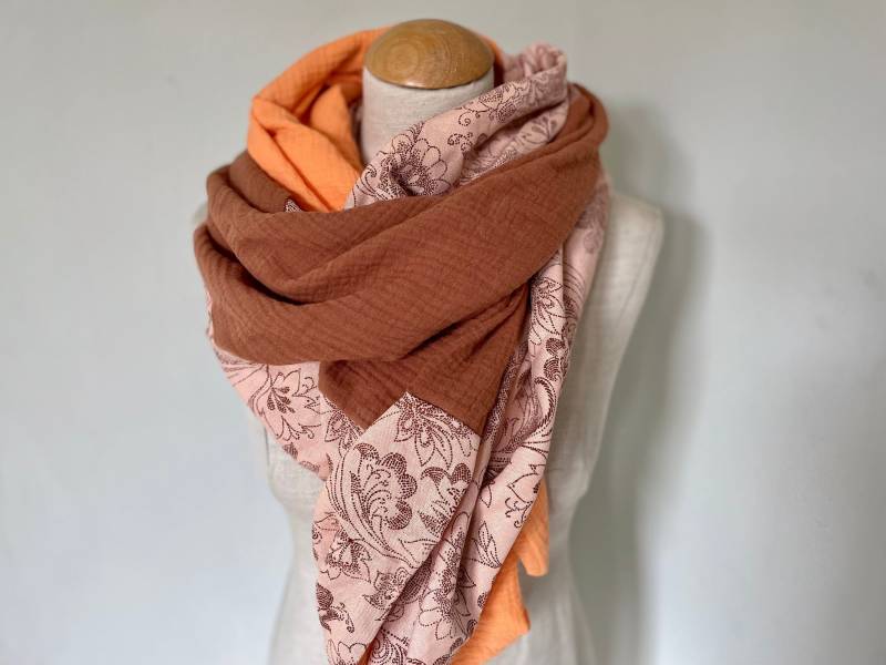 Musselintuch Xxl Wickelschal Loopschal Rosa Blätter Apricot Peach Schal Stola Sommertuch Dreieckstuch Leinentuch von naehkombinat