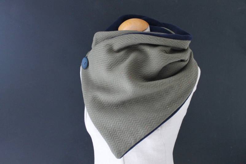 Wickelschal Dreieckstuch Schal Scarf Loop Tuch Wrap Scarf, Triangular Loop Scarf Zopfmuster von naehkombinat