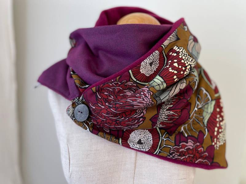 Wickelschal Dreieckstuch Schal Winterschal Tuch Fuchsia Knopfschal Pink Wolle Tweed Curry von naehkombinat