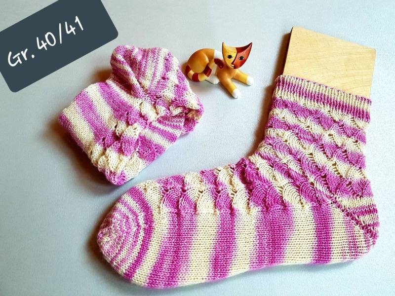 Handgestrickte Socken Gr. 40/41 von naehmaschinerie
