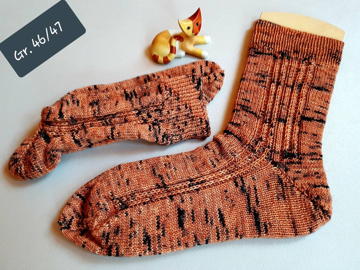 Handgestrickte Socken Gr. 46/47 von naehmaschinerie