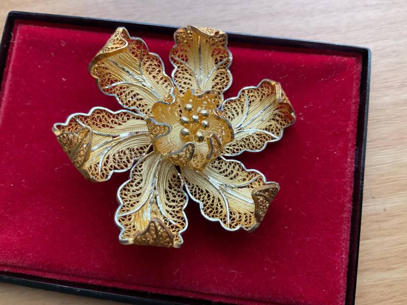 Vintage Filigrane Blumen Brosche Sterling Silber Vergoldet von nalika