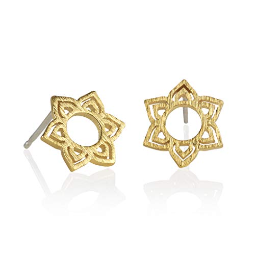 Namana Vergoldete Mandala Ohrstecker für Damen, gebürstetes Finish, süße Ohrringe für Damen aus Gold, Shatkona goldohrstecker für Frauen, Teens, Mädchen, Heilige Geometrie Ohrringe mit Geschenkbox von namana