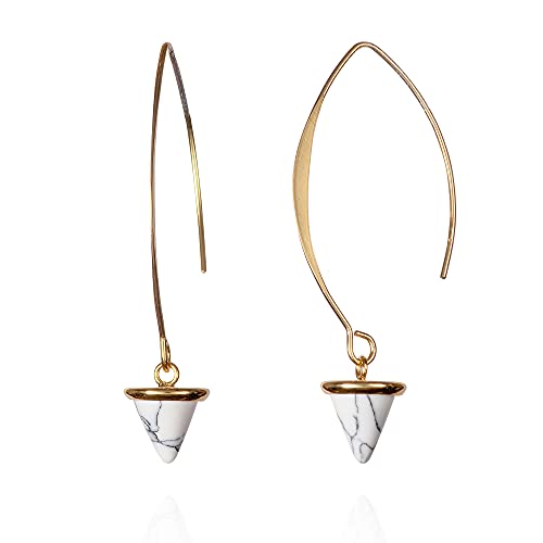 namana Lange goldene Statement-Ohrringe für Frauen, goldene Hängeohrringe mit weißen Steinen, lange goldene Tropfenohrringe für Damen mit eleganten Howlite Steinen, hängende goldene Ohrringe von namana