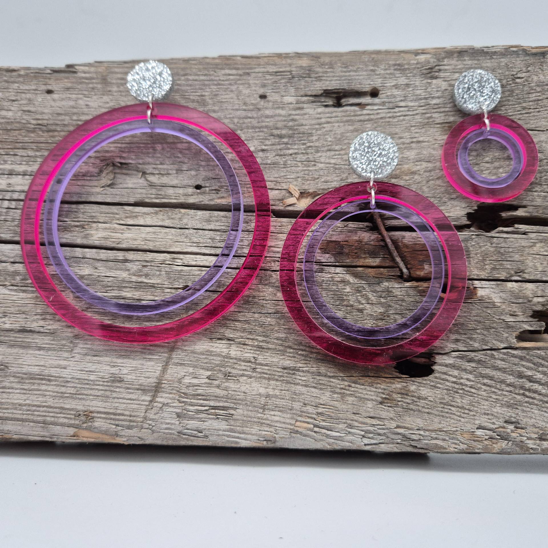 1 Paar Ohrringe - Creole Lila Beere Transparent Silber Glitzer 3 Größen von namensklang