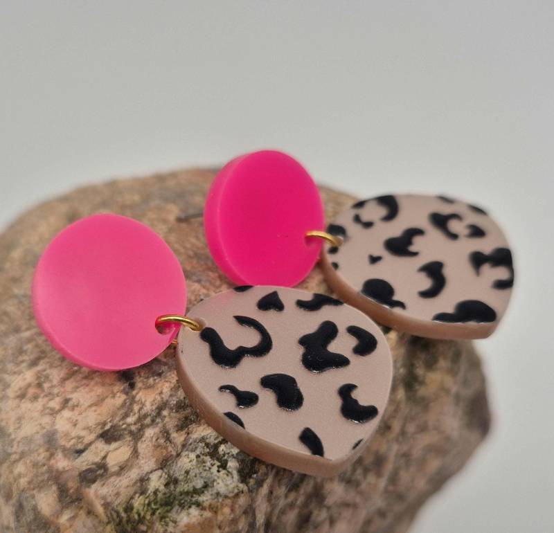 1 Paar Ohrringe - Pink Leo Perlmutt Leicht Gute Laune Mit 3D Aufdruck von namensklang