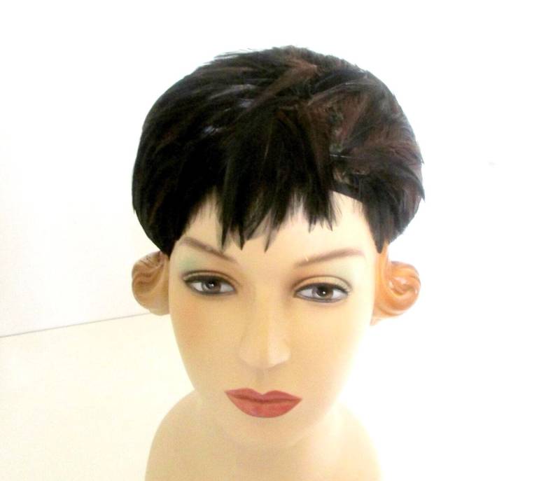 Vintage Federhut Designer Jille Original Schwarze Und Braune Hahnenfedern Avantgarde von nanascottagehouse