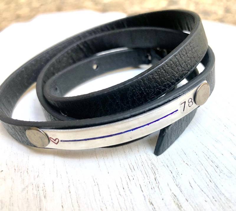 Blaue Linie, Polizei Frau, Polizist Frau Armband, Feuerwehrmann Dünne Blaue Benutzerdefinierte Geschenk, Geschenk von natashaaloha