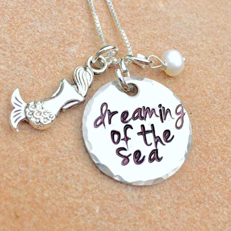 Träumen Vom Meer Halskette, Meerjungfrau Von Hand Gestempelt Schmuck, Strand Natashaaloha von natashaaloha