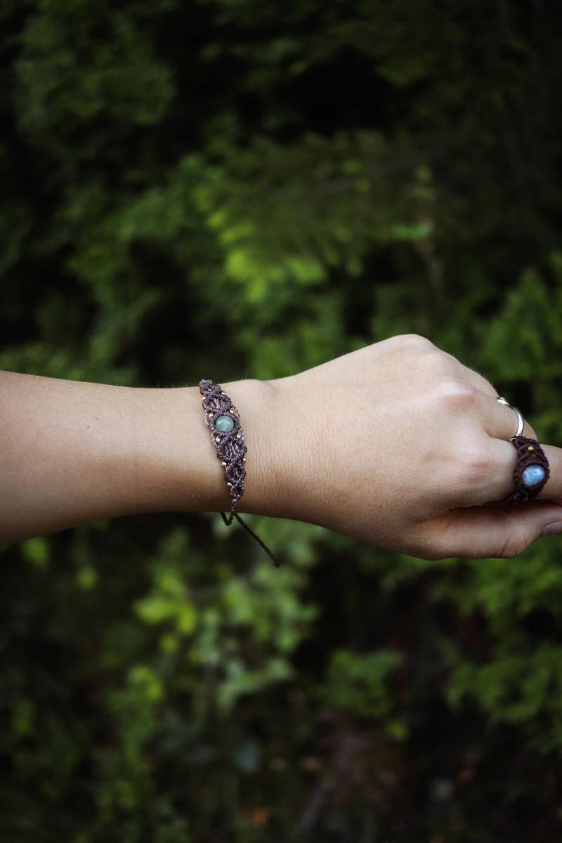 Zartes Boho Makramee Armband Mit Aventurin Perle | Geknüpftes Edelstein Zartes Boho Makramee Armband Mit Aventurin Perle | Geknüpftes Edelstein von nattynaturalcreation