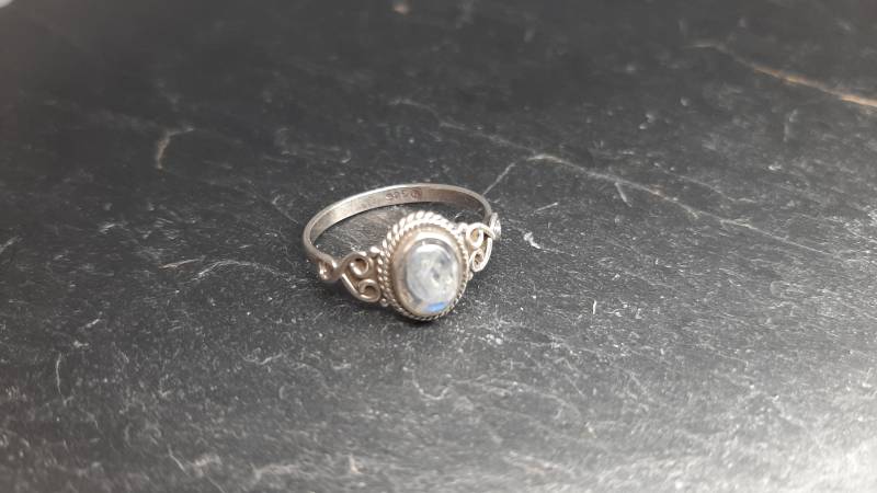 Besonderer Labradorit Ring, Gefasst in 925Er Silber von naturalmysticsu