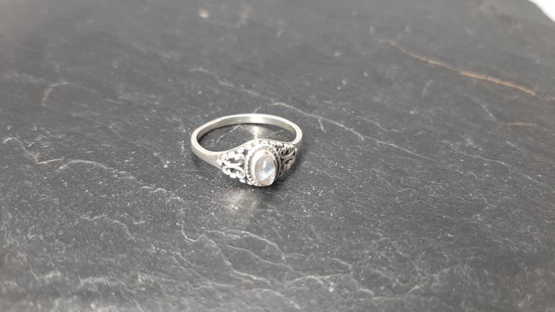 Kleiner Labradorit Ring Mit 925Er Silberfassung von naturalmysticsu