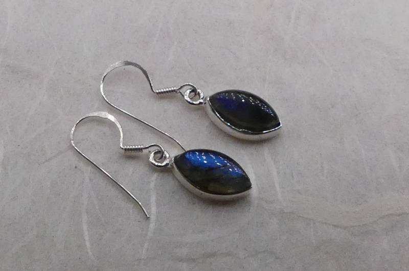 Zierliche Labradorit 925 Silber Hängeohrringe, Zart Schillernd von naturalmysticsu