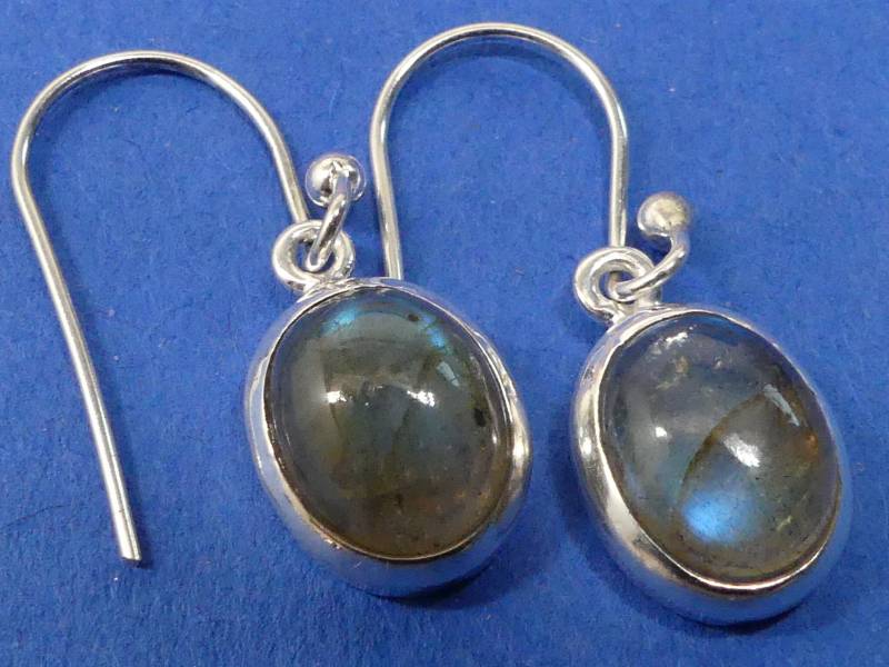 Funkelnde Labradorit 925 Silber Hängeohrringe Funkelnde Labradorit 925 Silber Hängeohrringe von naturalmysticsu