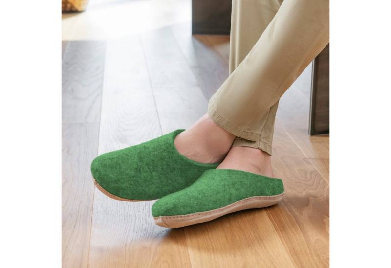 naturling Herren Filz Pantoffel Hausschuh (mit echter) Ledersohle von naturling
