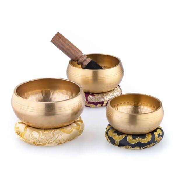 naturling Klangschalen Messing 3er Set mit Klöppel und Kissen von naturling