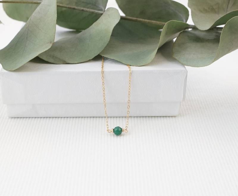 Smaragd-Halsband, 14-Karätige Gold-Filled-Smaragd-Halskette, Geschenk Für Sie, Zierliche Edelstein-Layering-Halskette, Mai-Geburtsstein von naujewelry