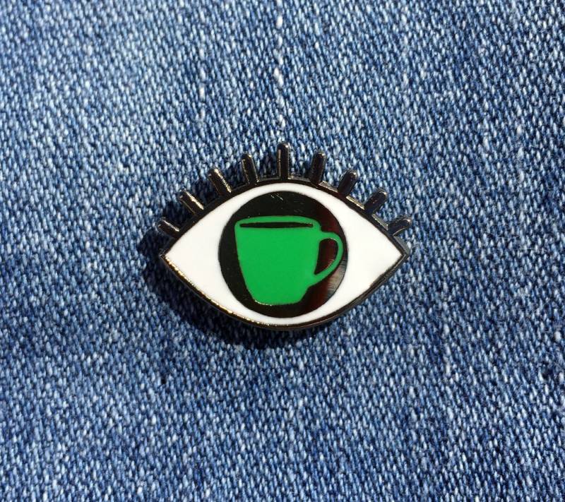 Coffee Eye - Harter Emaille Pin Sku Pin-720 Coffee Eye - Harter Emaille Pin Sku Pin-720 von nearmoderndisaster