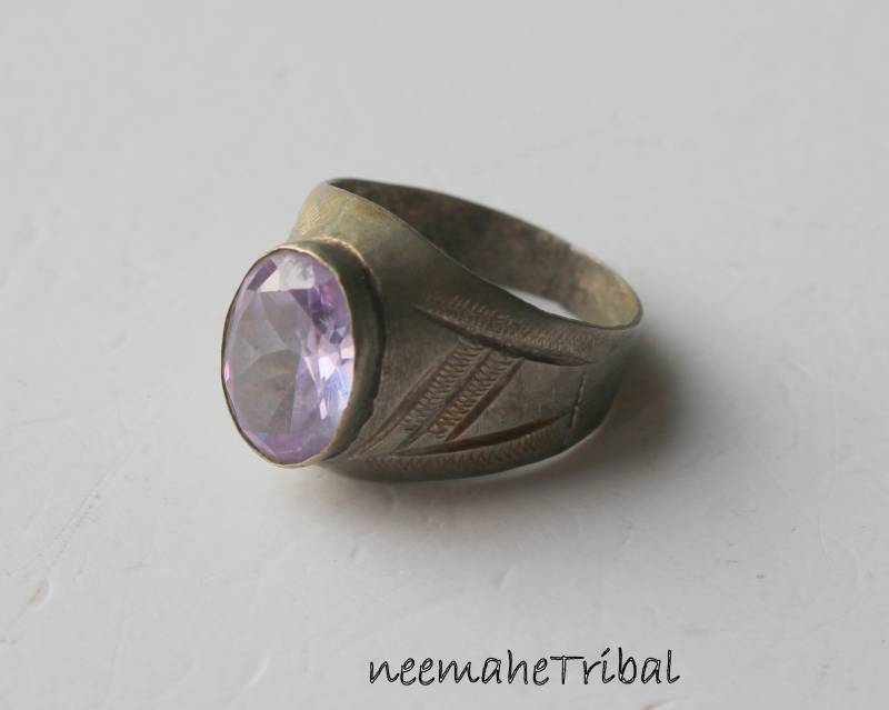 Alter Ring Mit Amethyst, 20 Mm von neemaheTribal