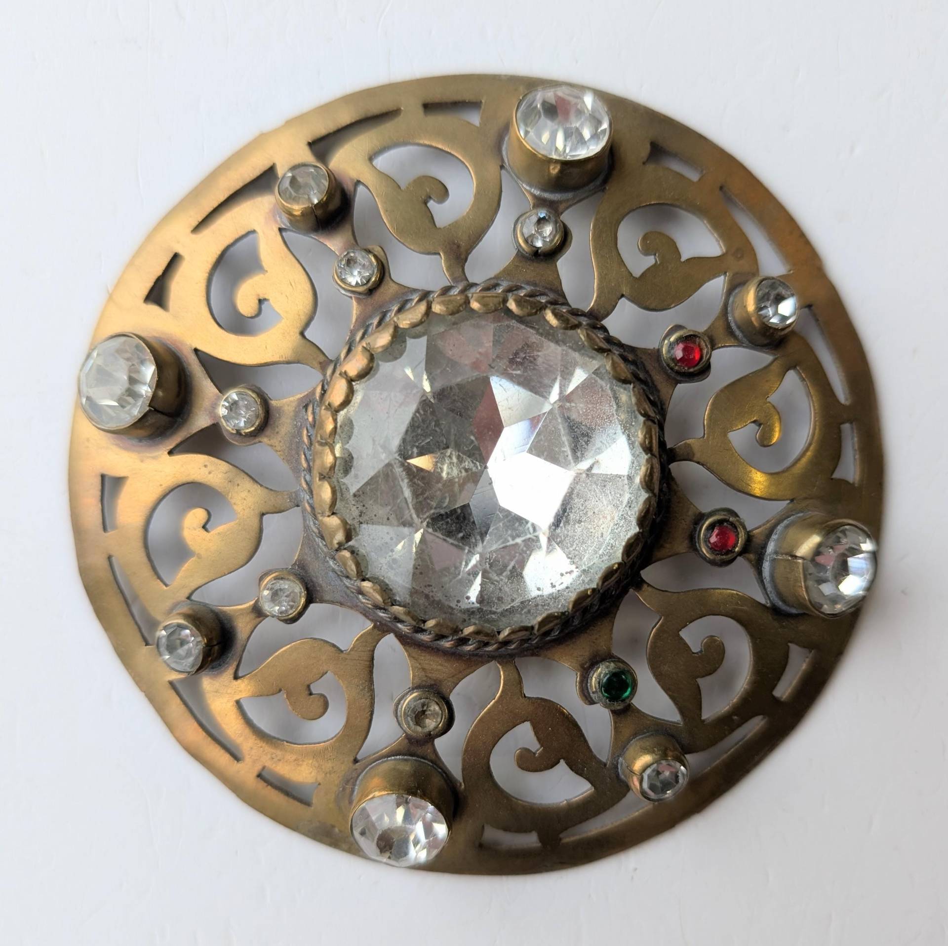 Großer Runder Metall-Aufnäher Mit Straßsteinen, Durchmesser 9, 5 cm; 291125.7 von neemaheTribal