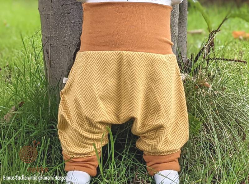 Bio, Kinder Mitwachshose "Fischgrät" 5 Farben, Jaquard Aus Zertifizierte Biobaumwolle von nekkeklix