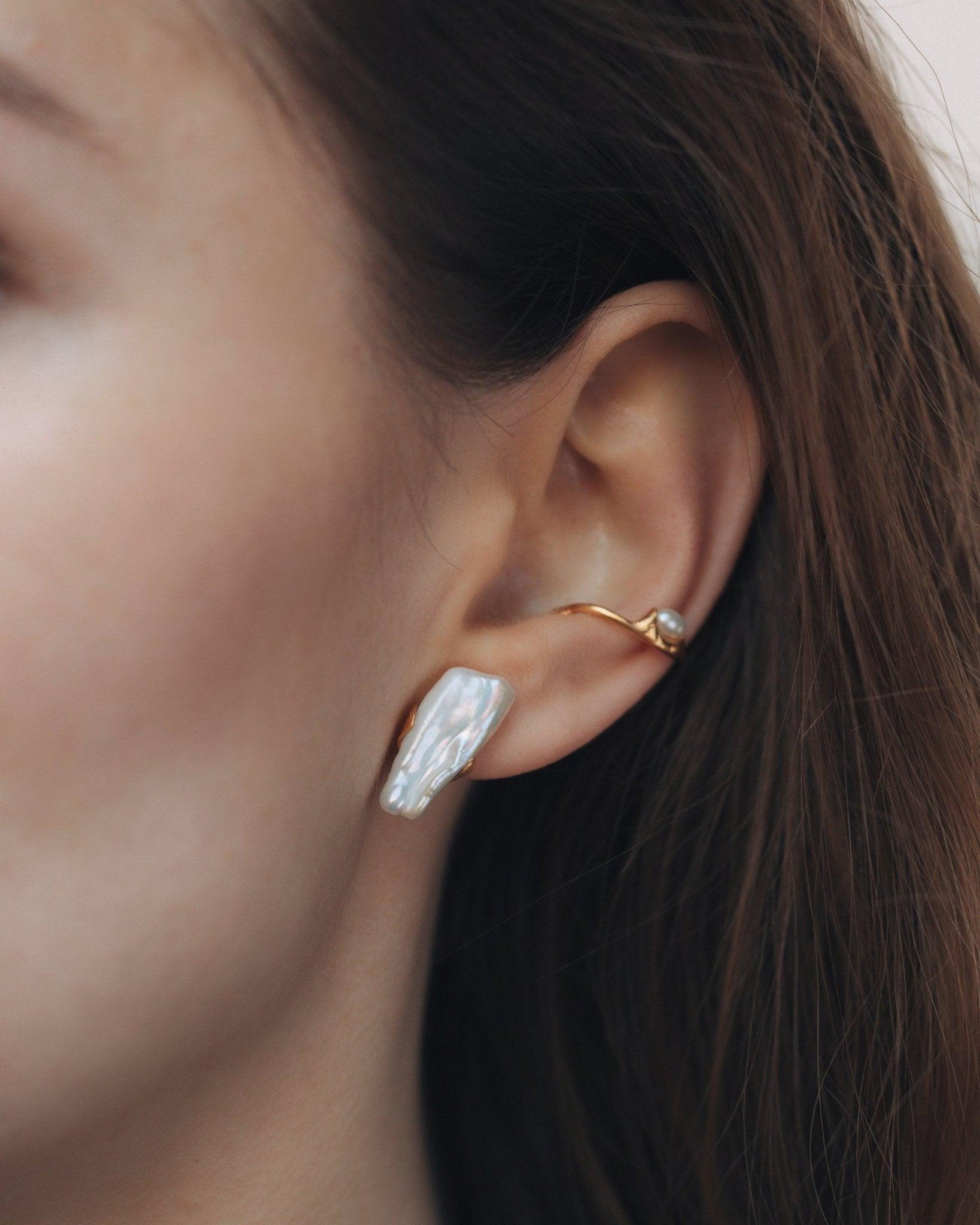 Ruki Earcuff, Perlen Ohrklemme von nellaundsina