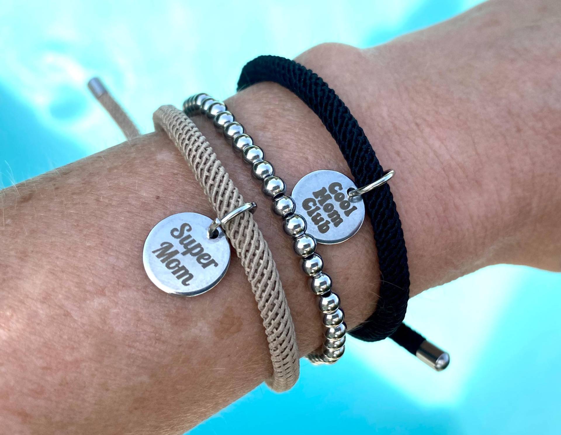 Armband Mit Personalisiertem Coin/Silber Mom Muttertag Freundschaftsarmband Bff Viele Farben Cool Tired Mom Club Wunsch Gravur von nelous