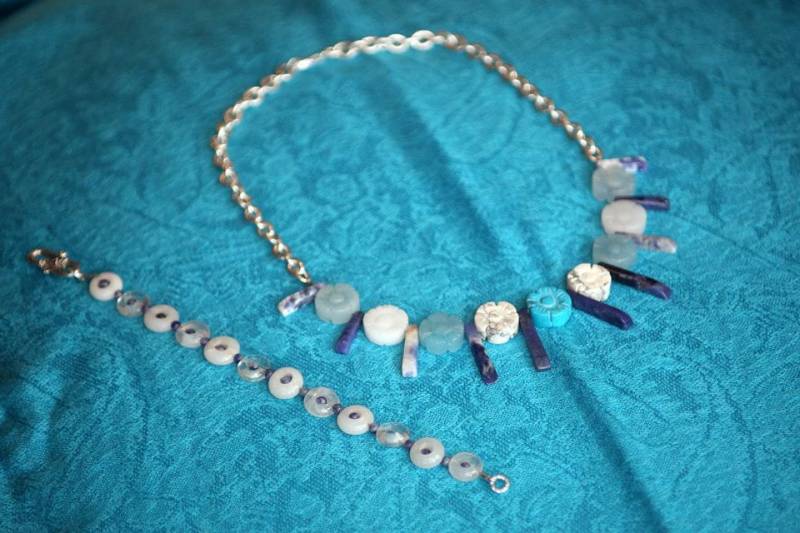 Individueller, Handgemachter, Halbedelstein Schmuck, Unikate Und Ausgefallene, Neue Designs Regelmäßig. Gerne Für Sie Angefertigt Gestaltet von neonblackberry