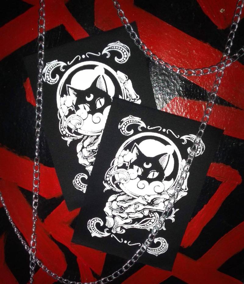 Crystal Ball With Black Cat & Skeleton Hand Goth Punk Handmade Sew-On Fabric Patches | Kleine Variante von neoshiki