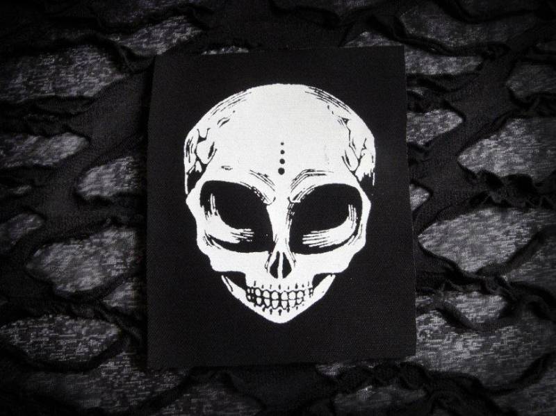 Little Grey Alien Totenkopf Cyber Punk Handmade Sew-On Fabric Patches von neoshiki