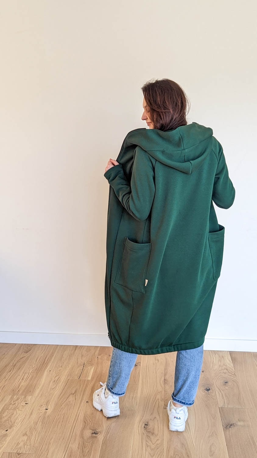 Bequeme Lange Frauen Mantel Mit Großen Taschen Vorne, Kapuze Und Reißverschluss, Frühlingsjacke Aus Baumwollstrick, Extra Lang Stilvolle von nerasaDesign